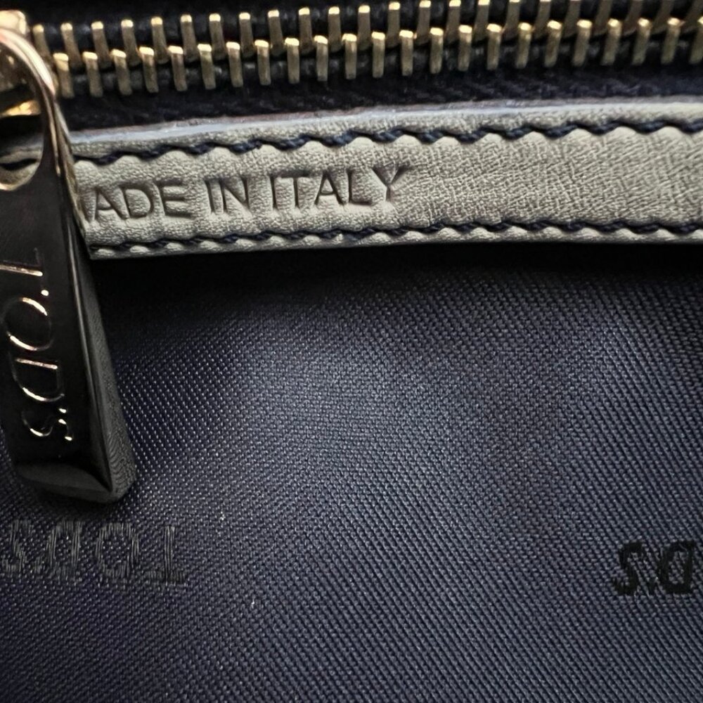 AUTHENTIC Italian Designer Tod's 'D Bag' Shoulder Bag - Picture 7 of 15